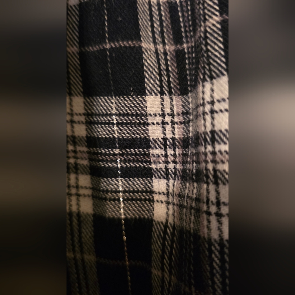 NFL SEATTLE SEAHAWKS PLAID FLANNEL PAJAMA SHORTS - NWOT - SIZE MEDIUM - Picture 4 of 9